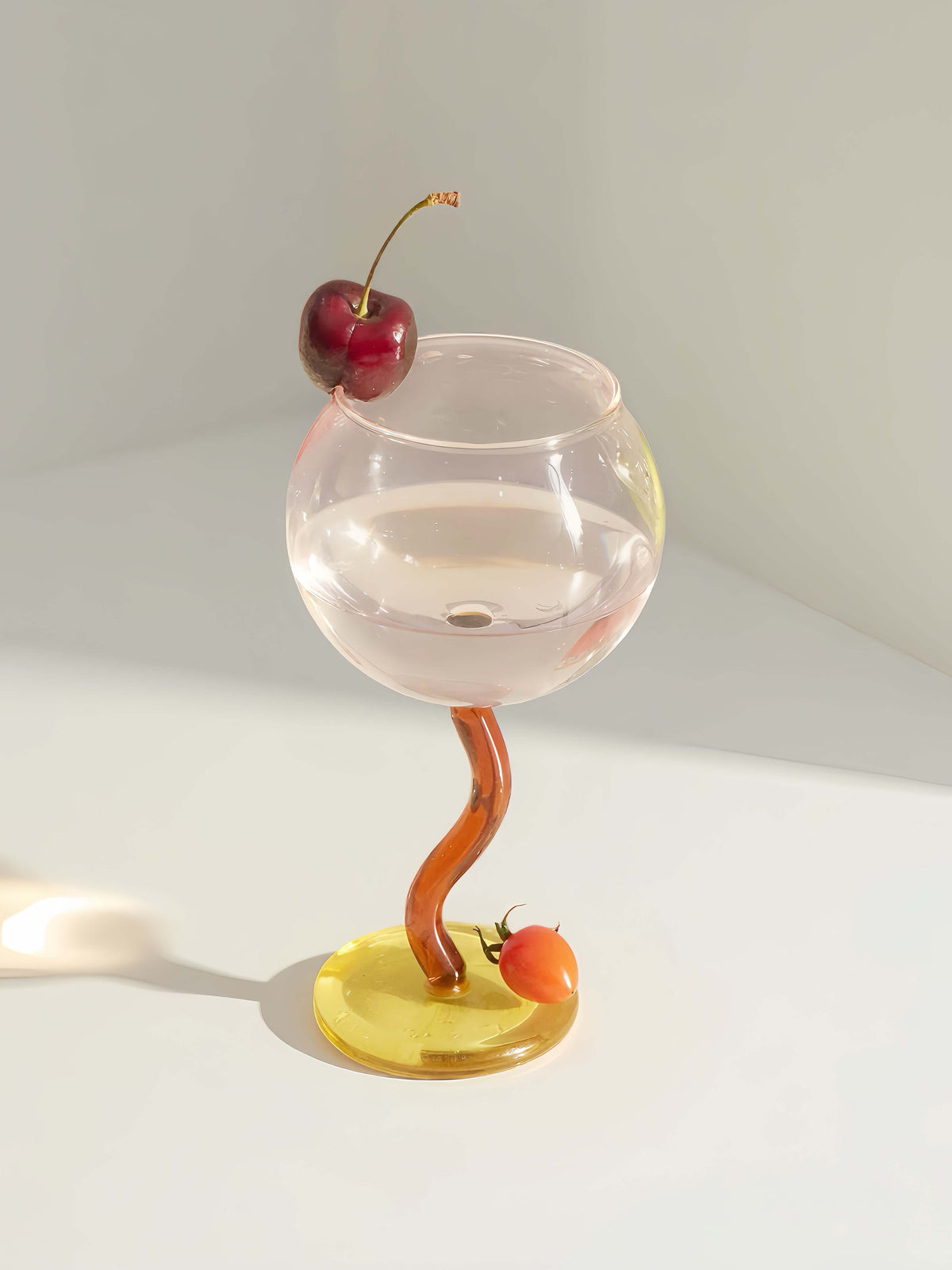 Bubble wine glasses gift-boxed and ready for entertaining or gifting.