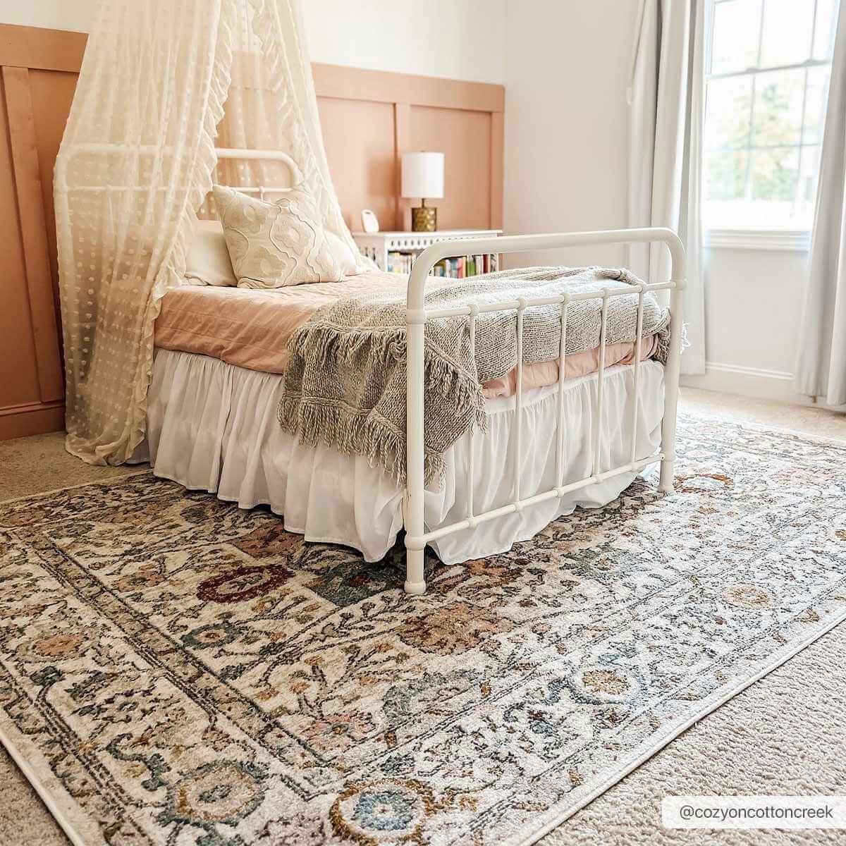 Herstmonceux elegant area rug – image 11
