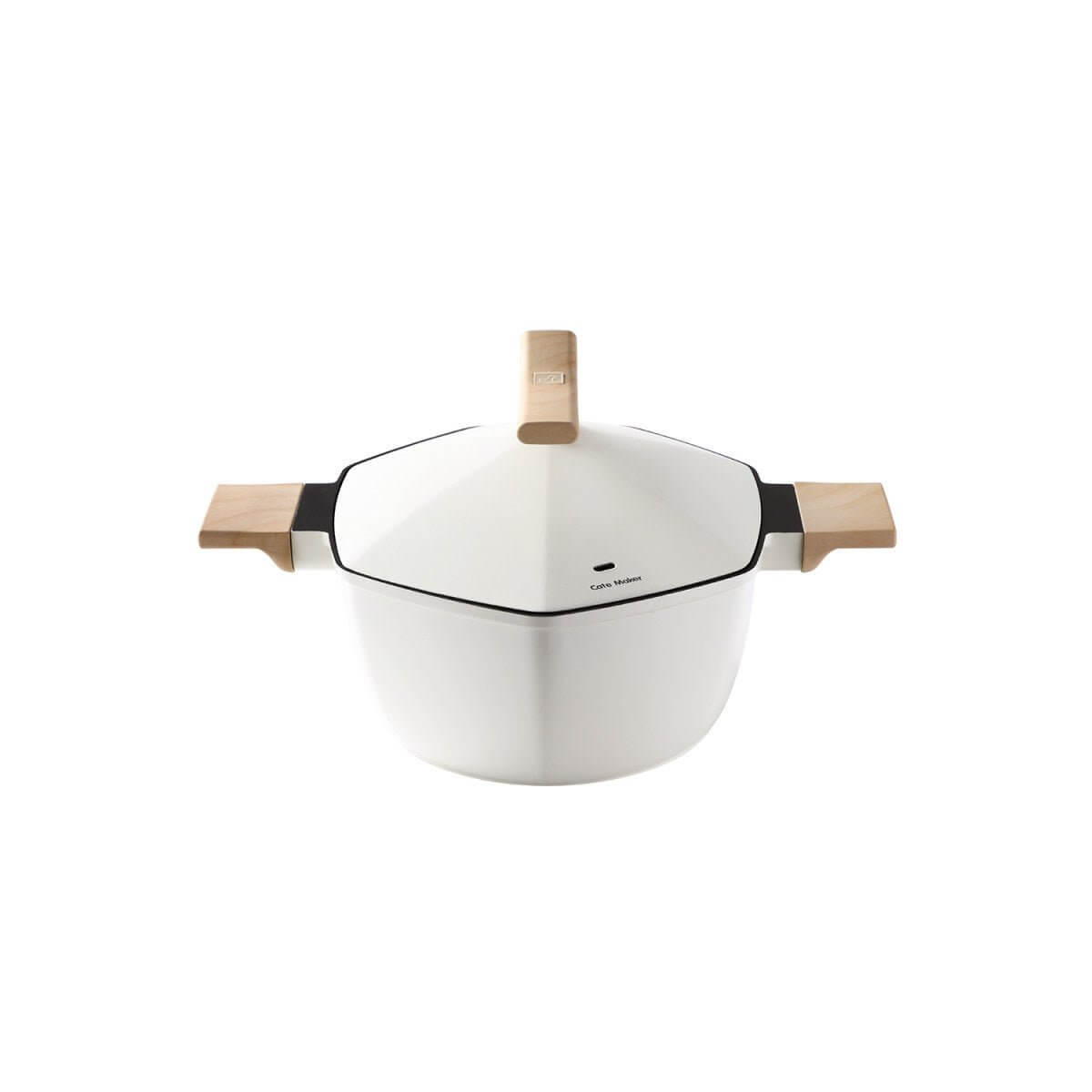 Non-stick soup pot with vented lid, 24cm, 4L capacity, ideal for preparing soups and stews with convenient pouring spout.