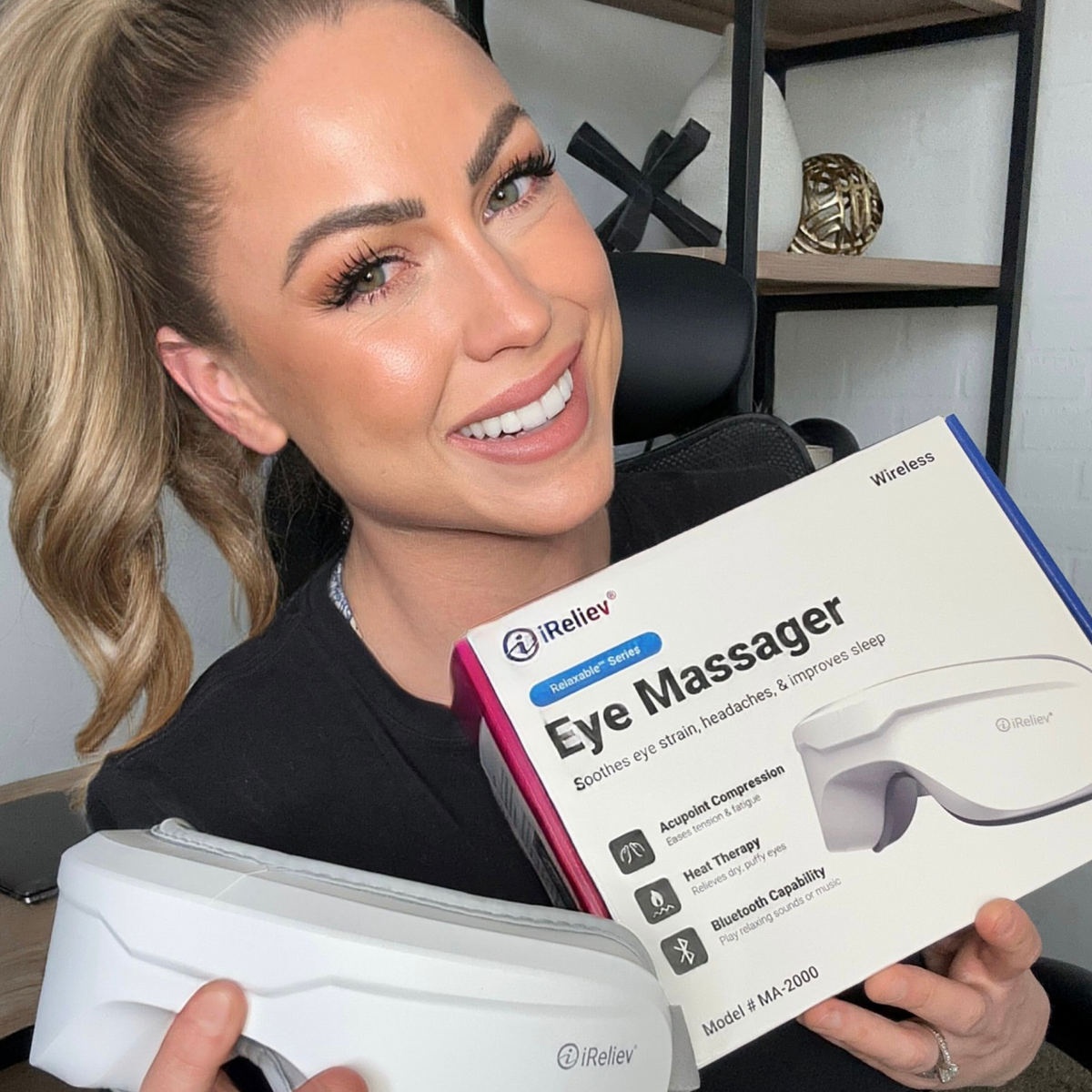 Relaxable heated eye massager in use