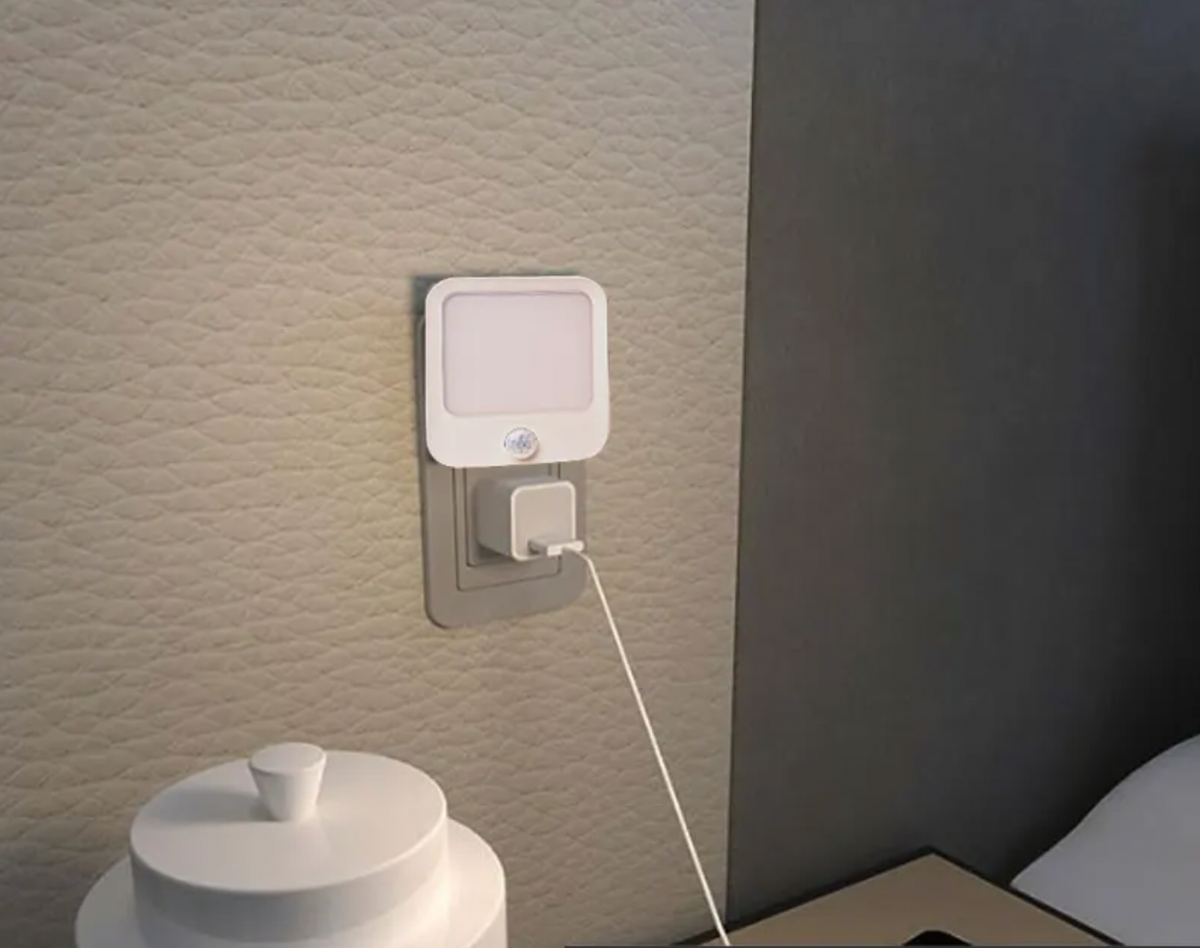 Red Motion-Sensor Night Light, 3 Modes