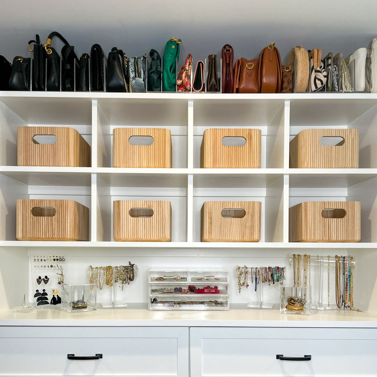 Small natural wooden ribbed storage bin