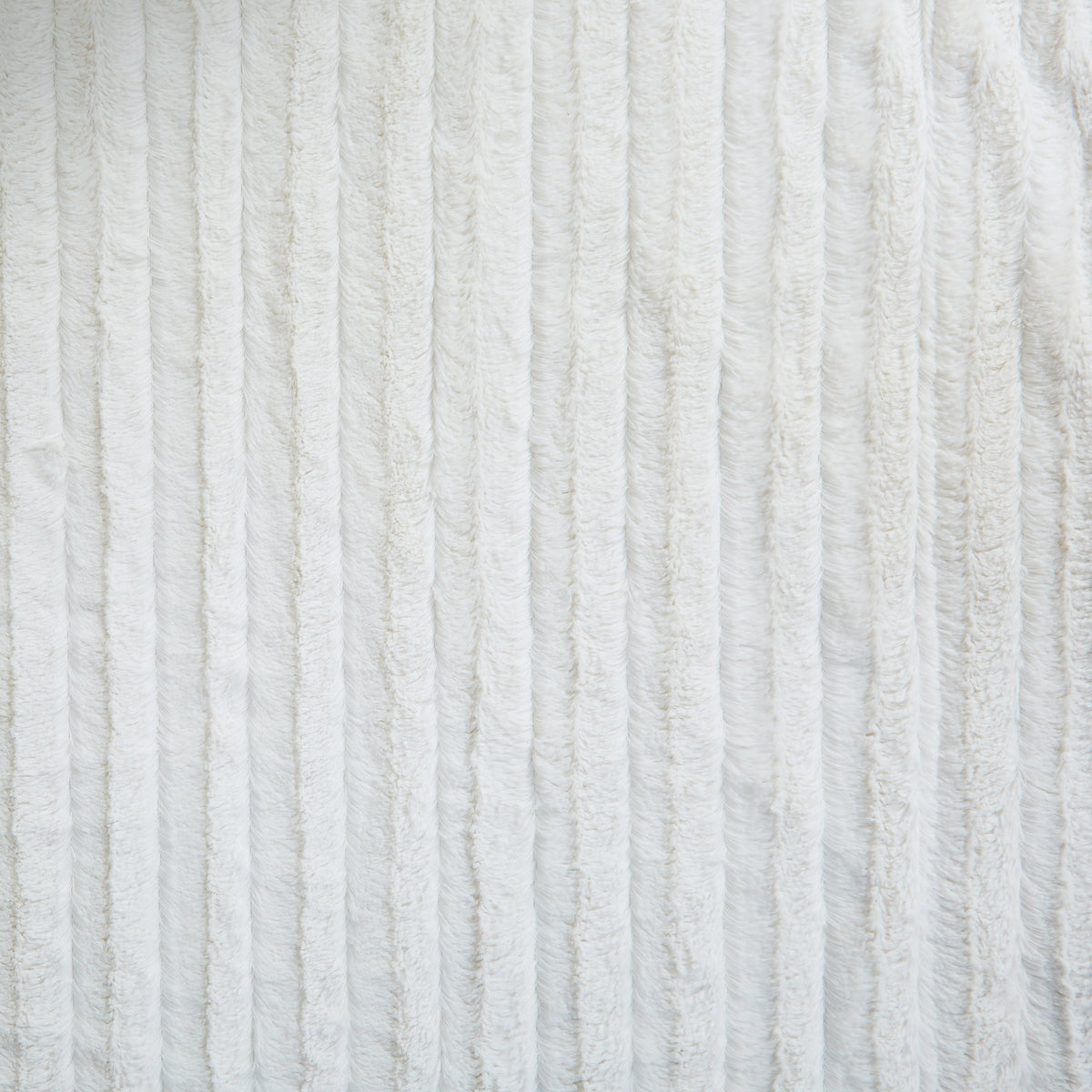 Faux Fur Sherpa Throw Blanket – White Ivory, 3 Sizes