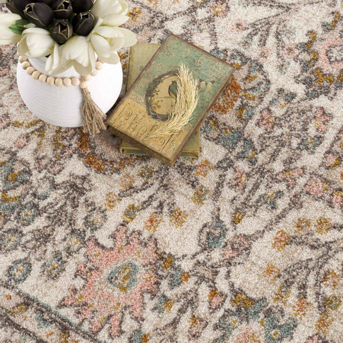 Herstmonceux elegant area rug – image 18