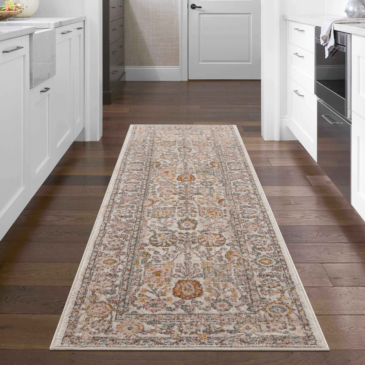 Herstmonceux elegant area rug – image 25