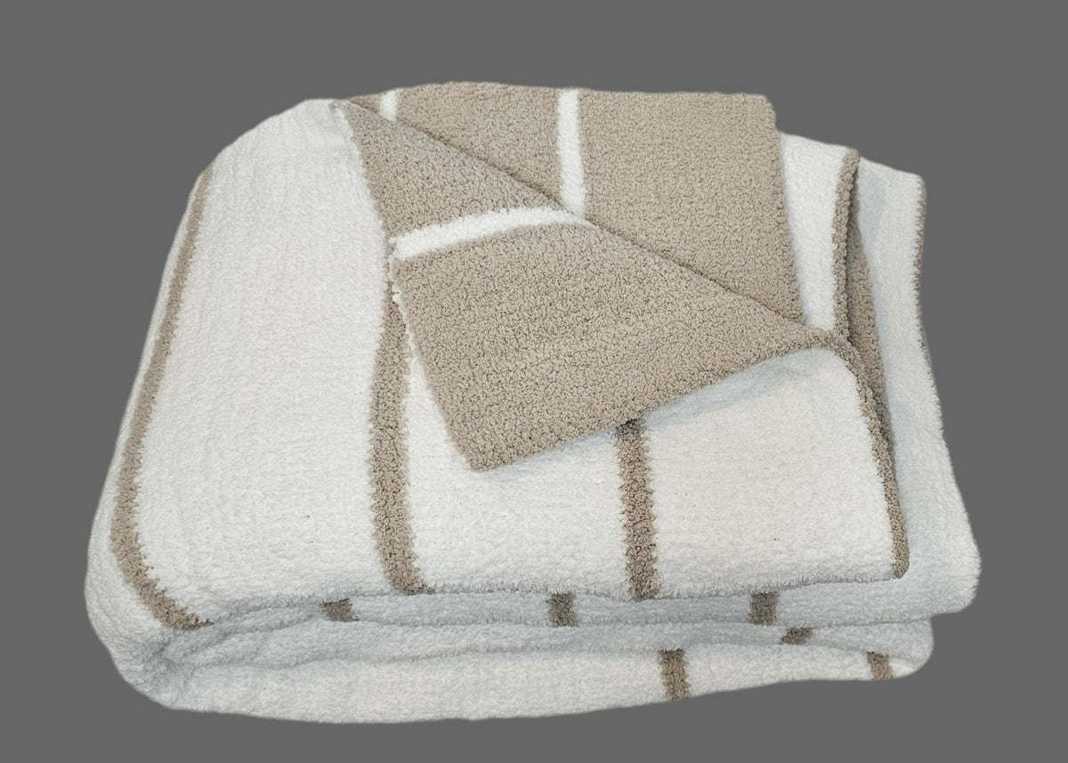 Ultra-plush oversized throw blanket in warm grey stripe – view 9