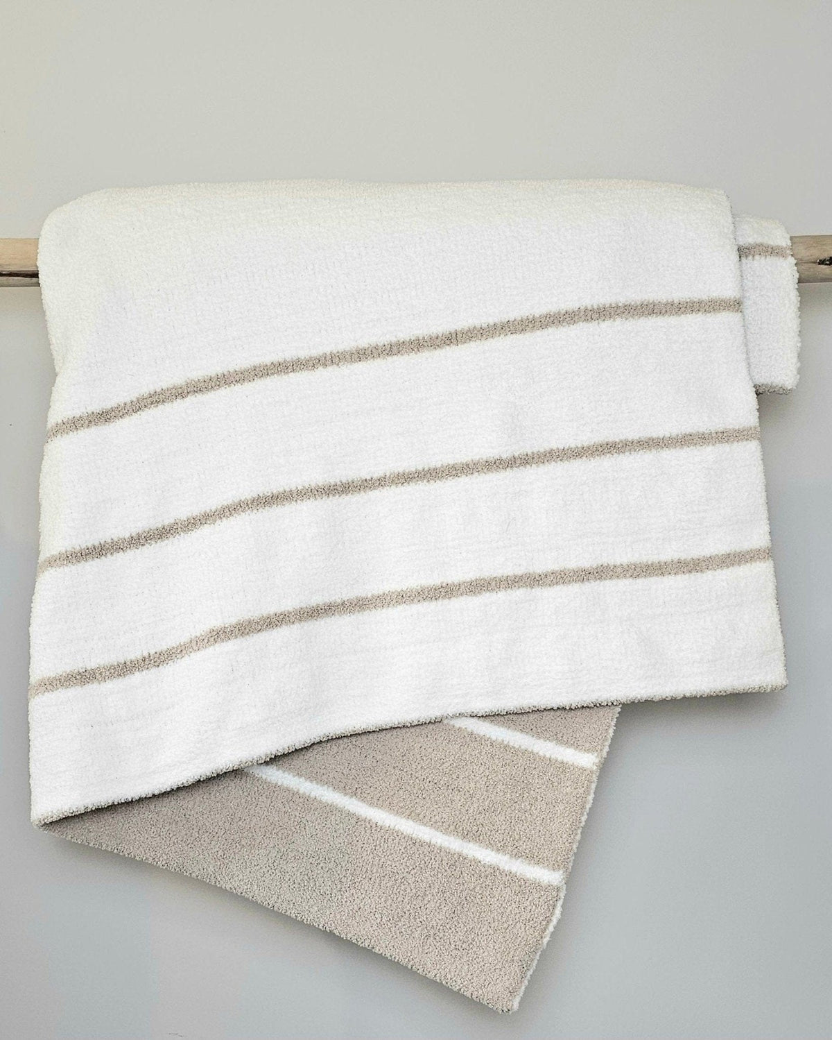 Ultra-plush oversized throw blanket in warm grey stripe – view 2